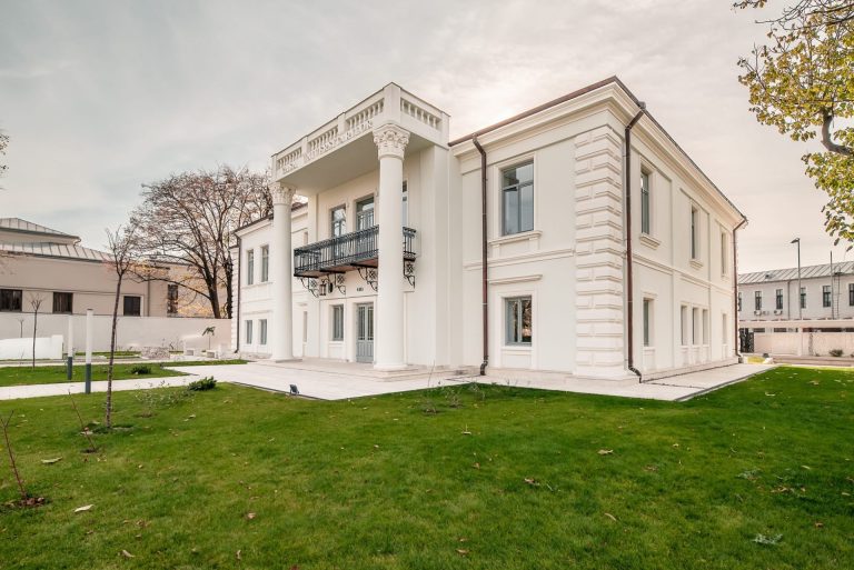 Conferință națională despre „scriitură și experiență” la Casa Universitarilor, sâmbătă
