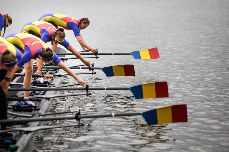 Echipajul românesc 8+1 feminin a cucerit medalia de aur la CE de Canotaj de la Szeged