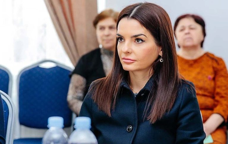 Evghenia Guţul, başcana Găgăuziei, a fost trimisă în judecată. Ea denunţă un dosar „fabricat” din ordinul Maiei Sandu