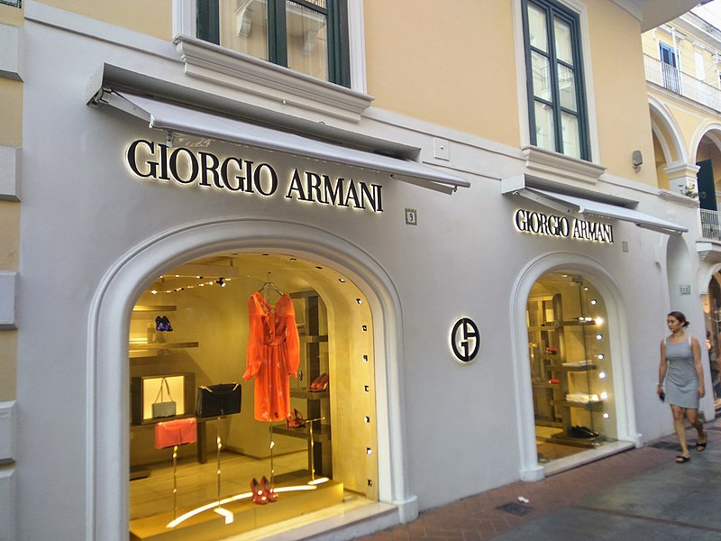 Companie deţinută de grupul Armani plasată în administrare judiciară