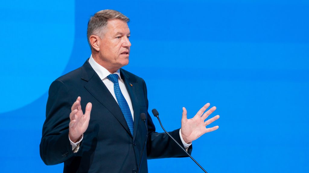  Armata obligatorie în România, măsură urgentă în viziunea președintelui Iohannis