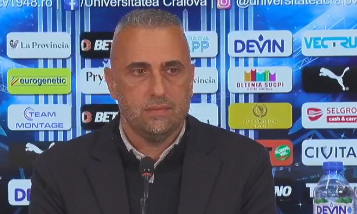 Fotbal: Universitatea Craiova a reziliat contractul cu antrenorul Ivailo Petev