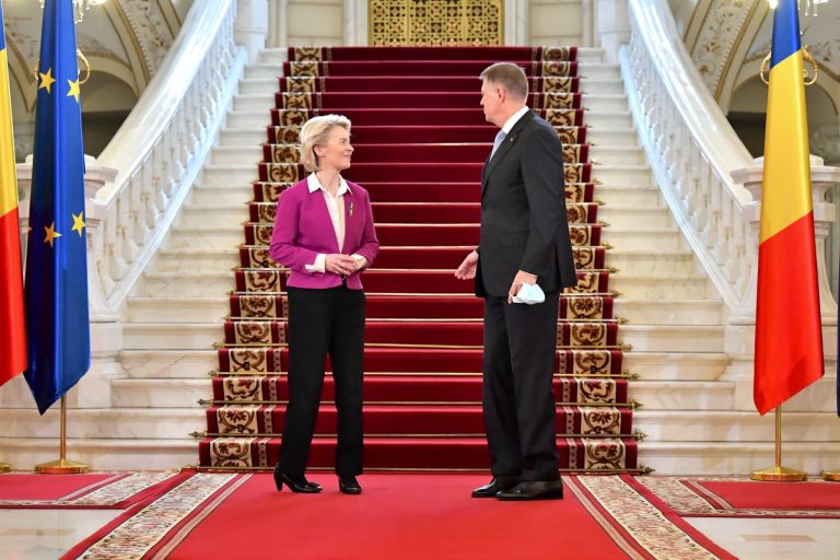 Iohannis în locul Ursulei von der Leyen? Analiză prezentată de Euronews Italia
