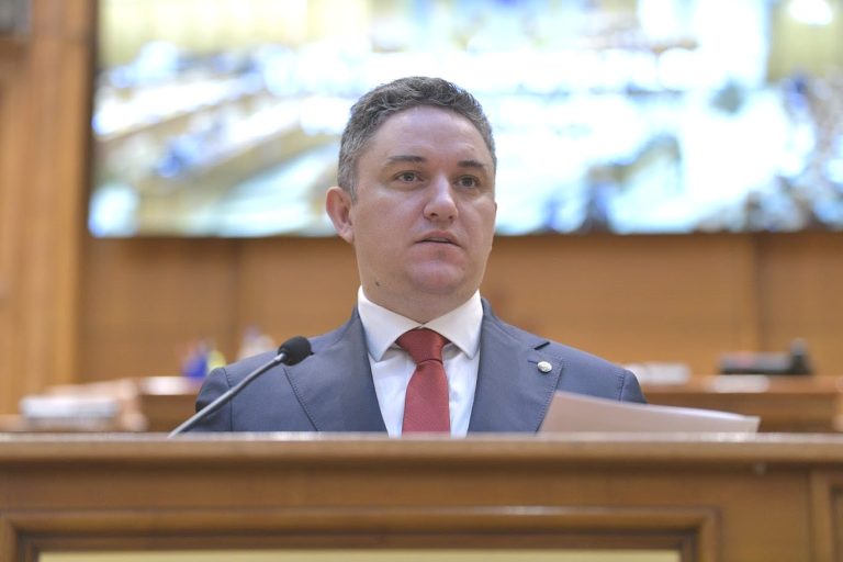 Deputatul AUR Marius Ostaficiuc: O nouă gogoașă aruncată de PSD-PNL românilor! Prețurile cresc din nou, în timp ce Guvernul momește cu salarii majorate (P)