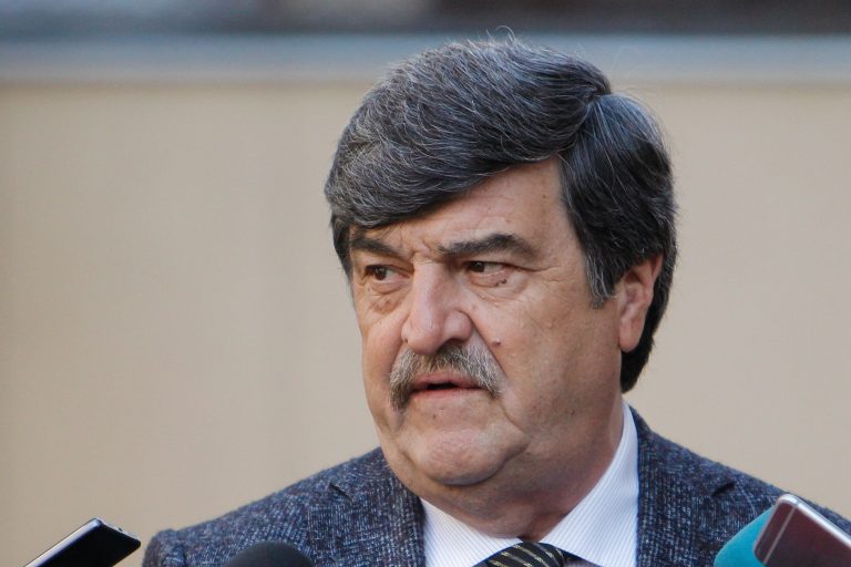 Alianţa Dreapta Unită cere demisia preşedintelui AEP, Toni Greblă, după ce date personale ale experţilor electorali au fost dezvăluite