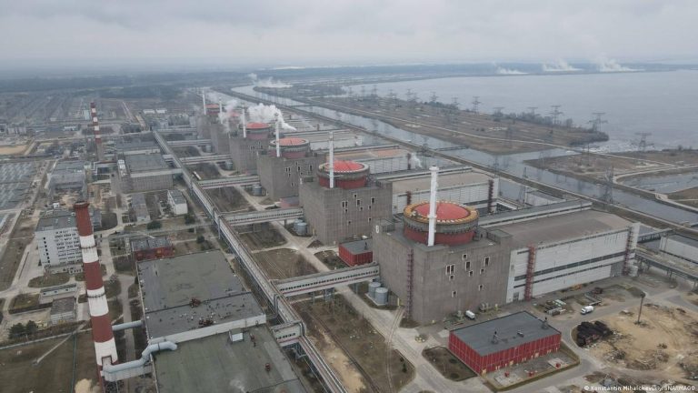 Risc major de accident nuclear în Ucraina. Rușii dau vina pe ucraineni, iar Kievul acuză Moscova pentru atacurile de la centrala Zaporojie