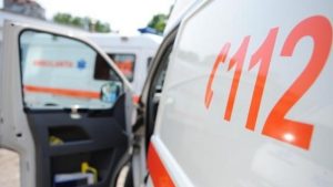 Grav accident de circulație în județul Vrancea. Trei persoane au murit după ce două autoutilitare s-au ciocnit