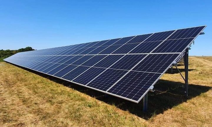  Primăria Iași vrea să pună panouri fotovoltaice pe fosta groapă de gunoi de la Tomești. Un proiect similar este inițiat și pe raza comunei Holboca, la CET