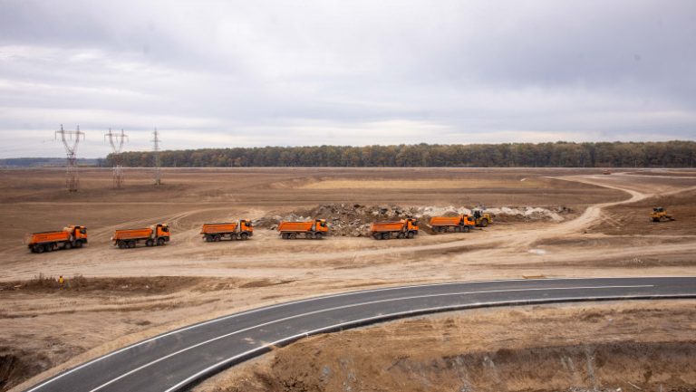 Ciolacu: Eu promit azi că anul acesta se vor da drumul la 147,8 km din Autostrada Moldovei