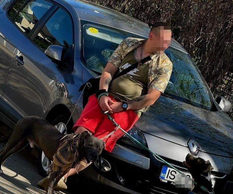 Bărbat depistat de jandarmi în timp ce aborda eleve pentru videochat în parcarea unui liceu din Iași