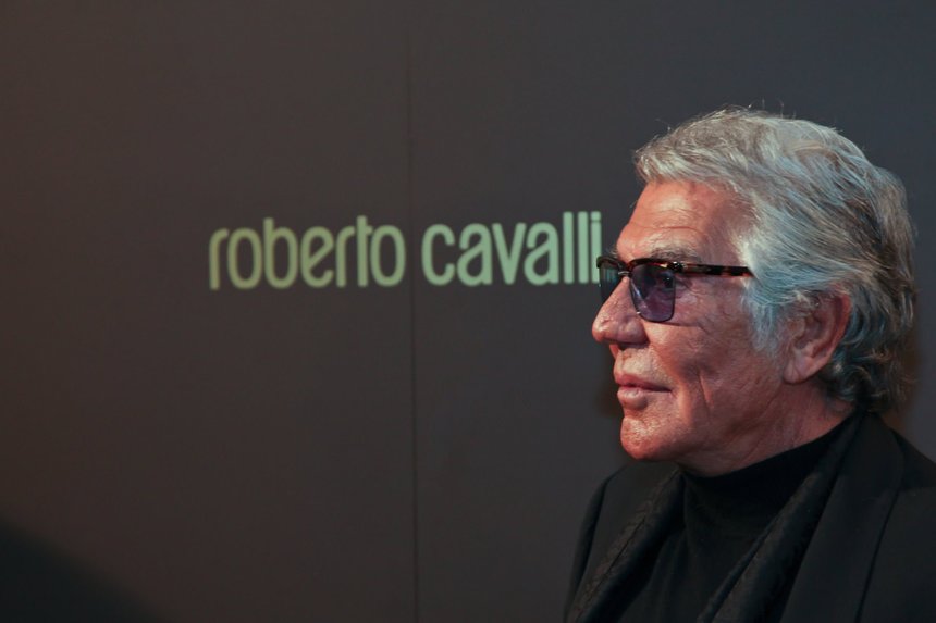  Creatorul de modă italian Roberto Cavalli a murit la 83 de ani