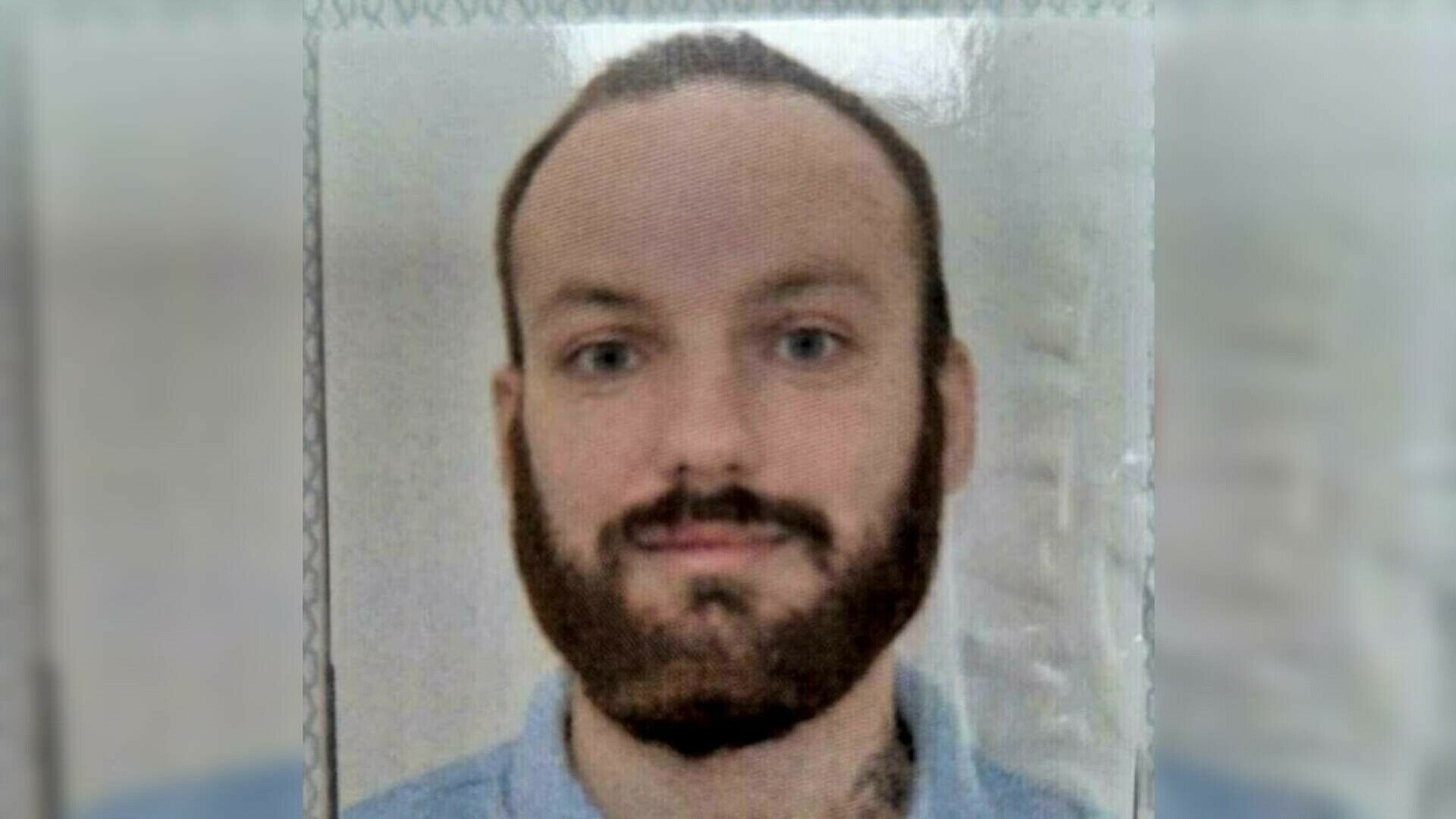 Criminalul evadat la Bucureşti a circulat cu patru maşini până la Oradea. S-a dat drept şofer de TIR