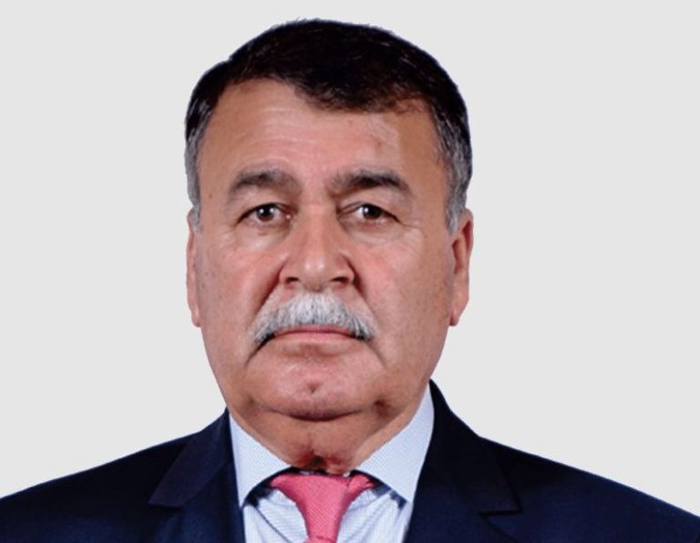 Un primar colaborator al Securității candidează pentru al optulea mandat. Este în funcție de 30 de ani