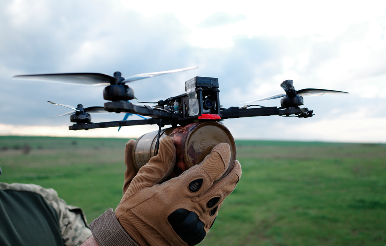 Lituania va livra Kievului 3.000 de drone de luptă şi va antrena soldaţi ucraineni