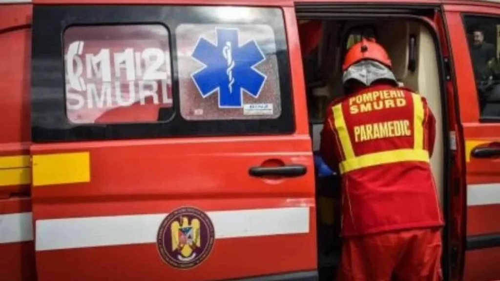  Elev înjunghiat la o şcoală din Capitală. Un adolescent de 15 ani a fost reţinut