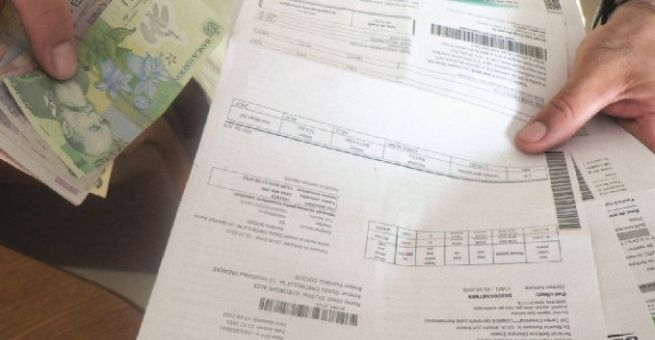 Păcăleală cu un „preț mai mic”. O mare companie de electricitate trimite oferte înșelătoare clienților
