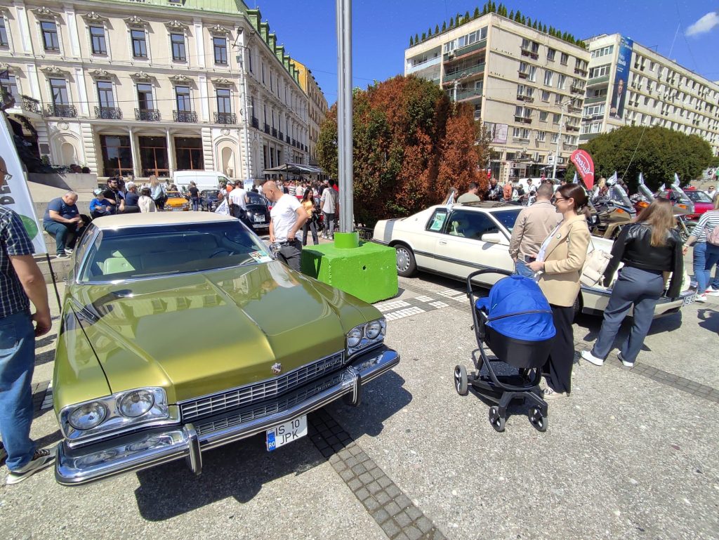  expozitie_masini_epoca_Iasi2