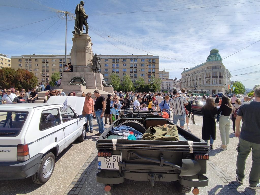  expozitie_masini_epoca_Iasi5