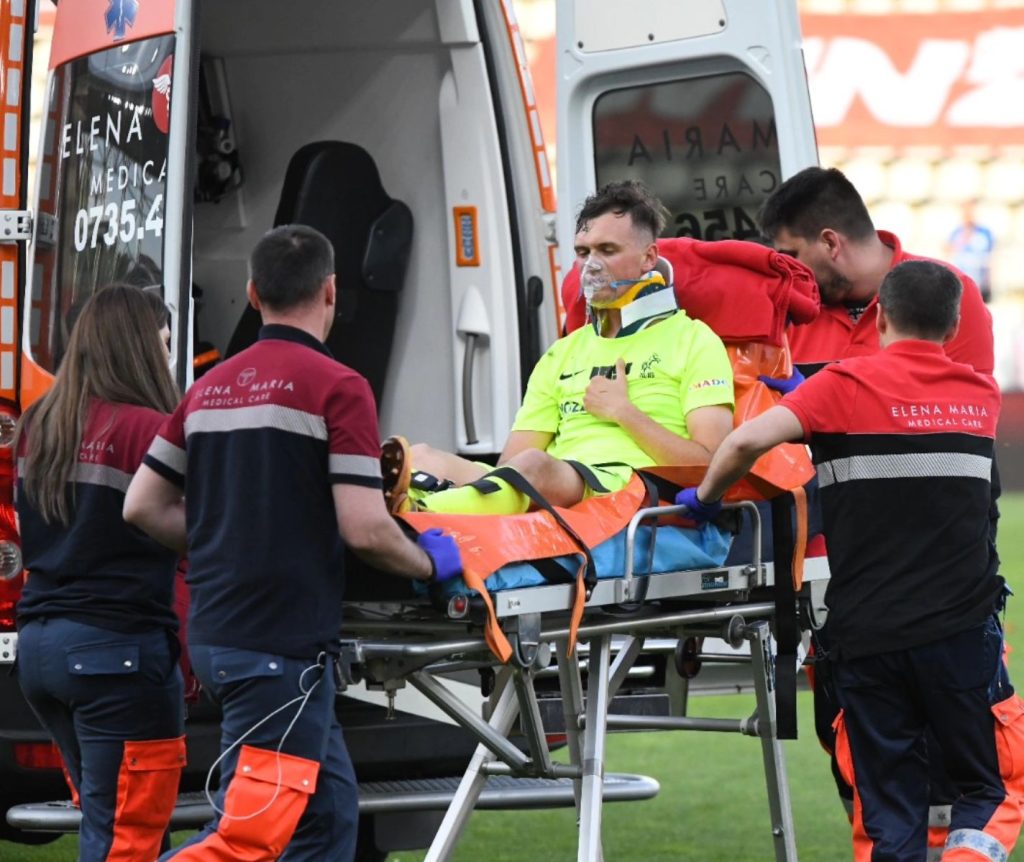 Starea jucătorului Luca Mihai de la Poli Iaşi, accidentat grav în meciul cu Dinamo, este stabilă