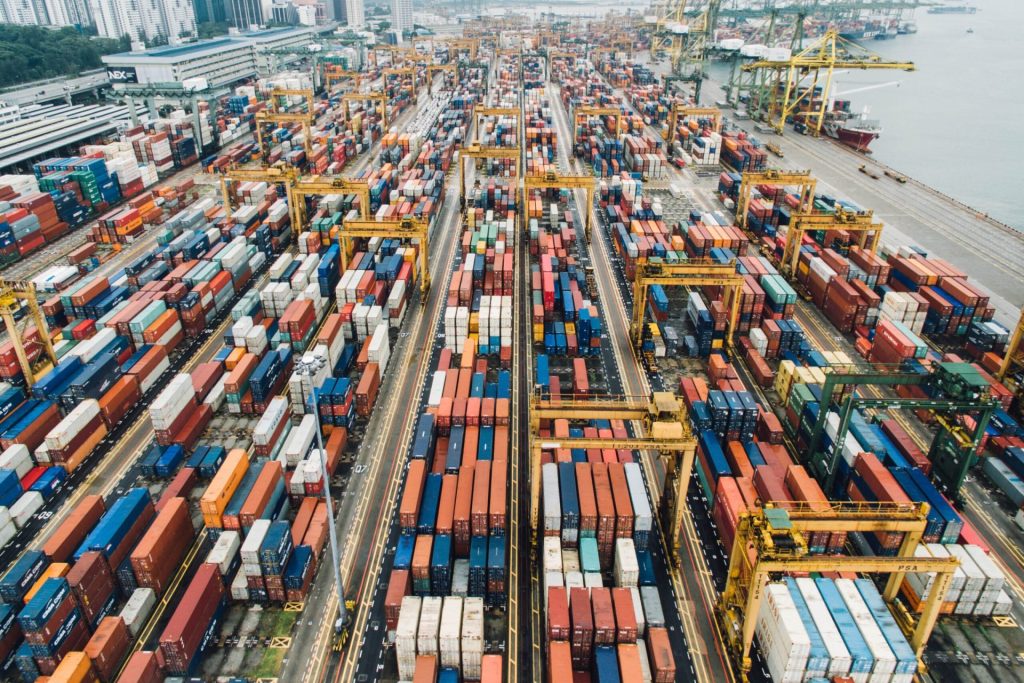 85 mil. euro pleacă anual din Iași spre China. Înapoi vin de cinci ori mai puțin. Ce spune un om de afaceri ieșean ce produce în China?