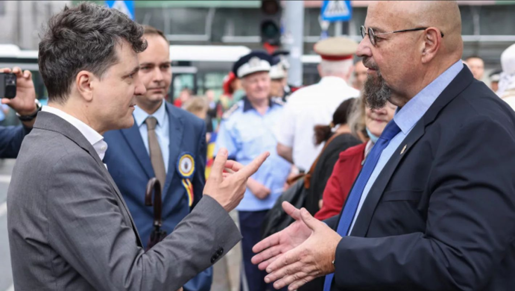 Nicuşor Dan, după ce Gabriela Firea a intrat în cursa pentru Capitală: Lupta se va da între mine şi Piedone