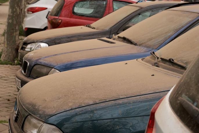 Masă de aer cu praf saharian, deasupra Europei până joi seara