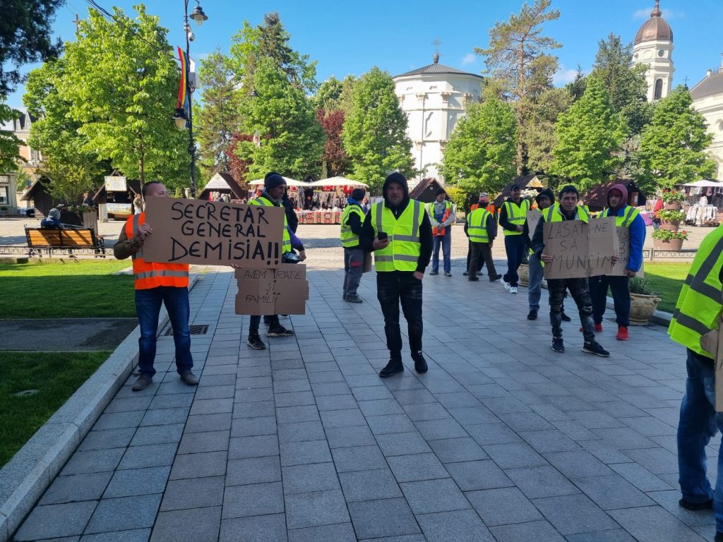 VIDEO A doua zi de proteste la Primărie: un dezvoltator cere eliberarea unei autorizații