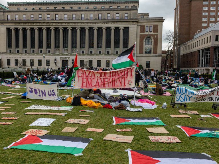 Colegiile de top din SUA se luptă cu extinderea protestelor faţă de războiul din Gaza