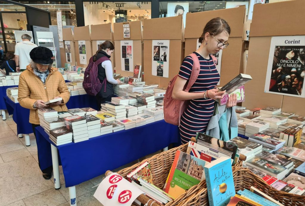  targ_carte_librex_Palas_Iasi_2024 (17)