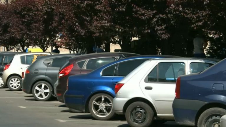 Iașul, printre primele patru județe din țară unde se parchează cel mai greu