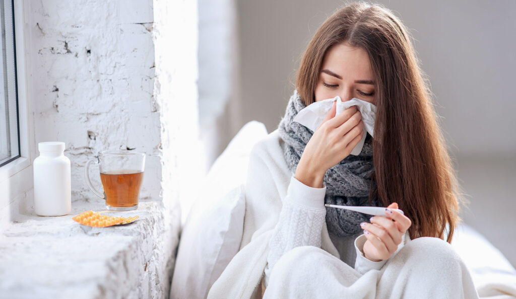  La Iași, infecțiile respiratorii scad aproape de jumătate. Cei mai afectați sunt copiii cu vârste cuprinse între între 5 și 14 ani