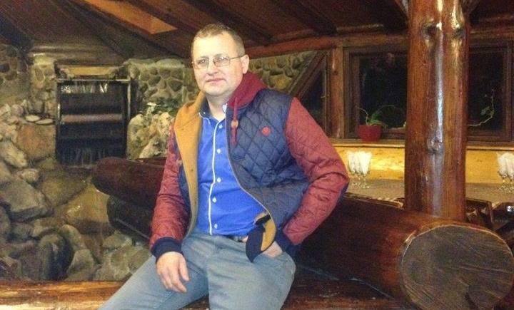 Primarul condamnat pentru pornografie infantilă a fost retras din cursa electorală. În locul său va candida soția