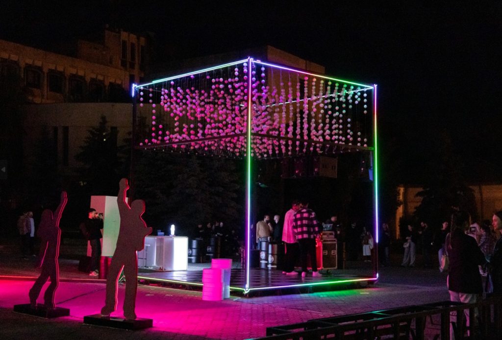  Programul Romanian Creative Week de miercuri, 21 mai