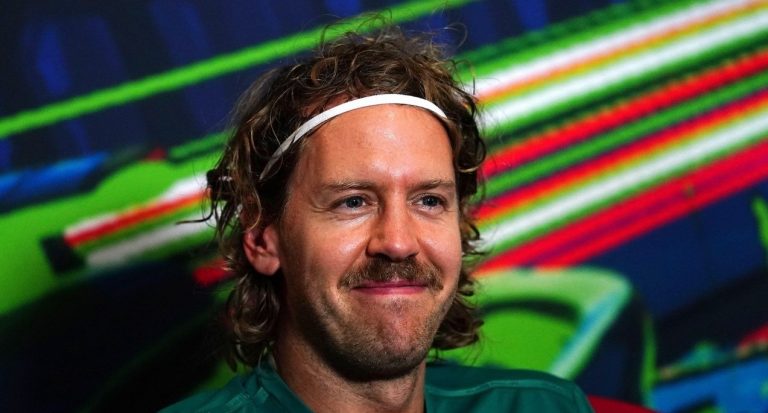 Sebastian Vettel a pilotat monopostul McLaren din 1993 al regretatului Ayrton Senna, pe circuitul la Imola
