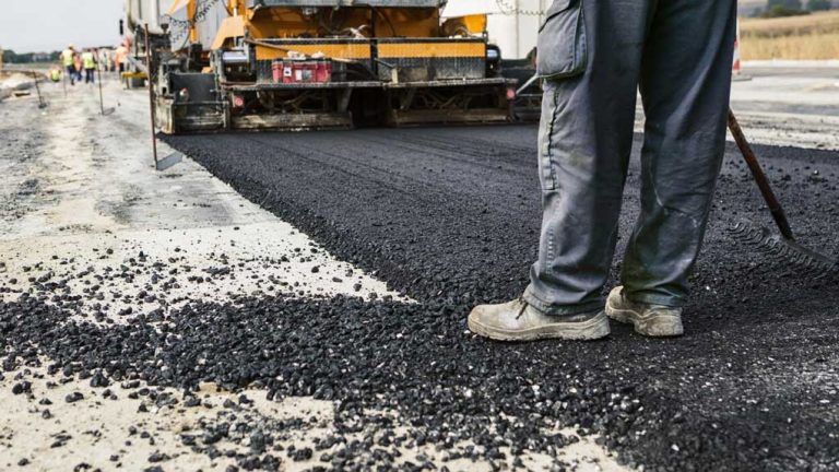 Lucrări de modernizare pe 13 străzi din Iași. Poate fi semnat contractul după ce o contestație a fost respinsă