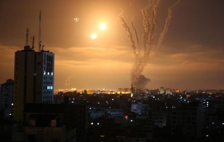 VIDEO Teroriștii Hamas au atacat din nou Israelul. Mai multe rachete au fost lansate spre Tel Aviv