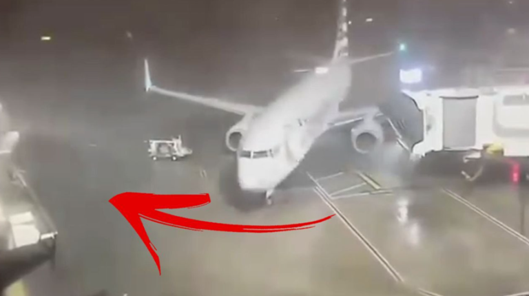 Un Boeing 737, luat de vânt ca o „frunză”, în Texas, înainte de îmbarcarea pasagerilor