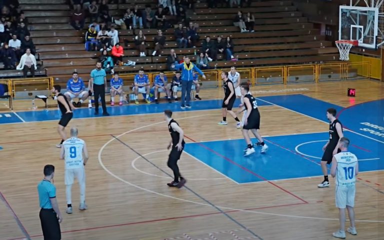 SPORT Politehnica Iași, în pas de defilare spre promovarea dintr-un campionat de doi bani