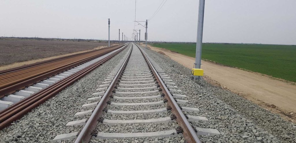 Modernizarea căii ferate Focșani-Roman, parte a Magistralei 500, pe ordinea de zi a ședinței de Guvern