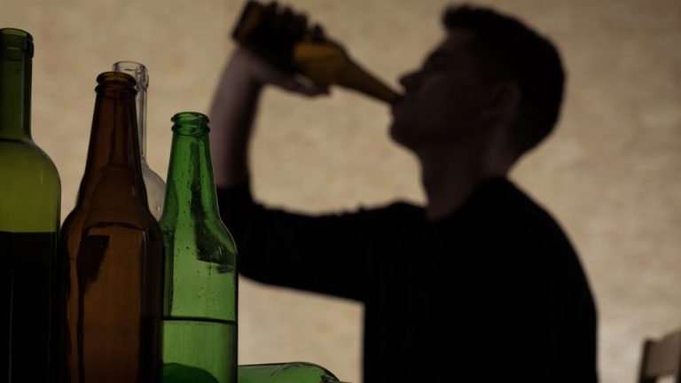 Campanie națională: Spune NU alcoolului! Adolescenții, cei mai expuși riscurilor