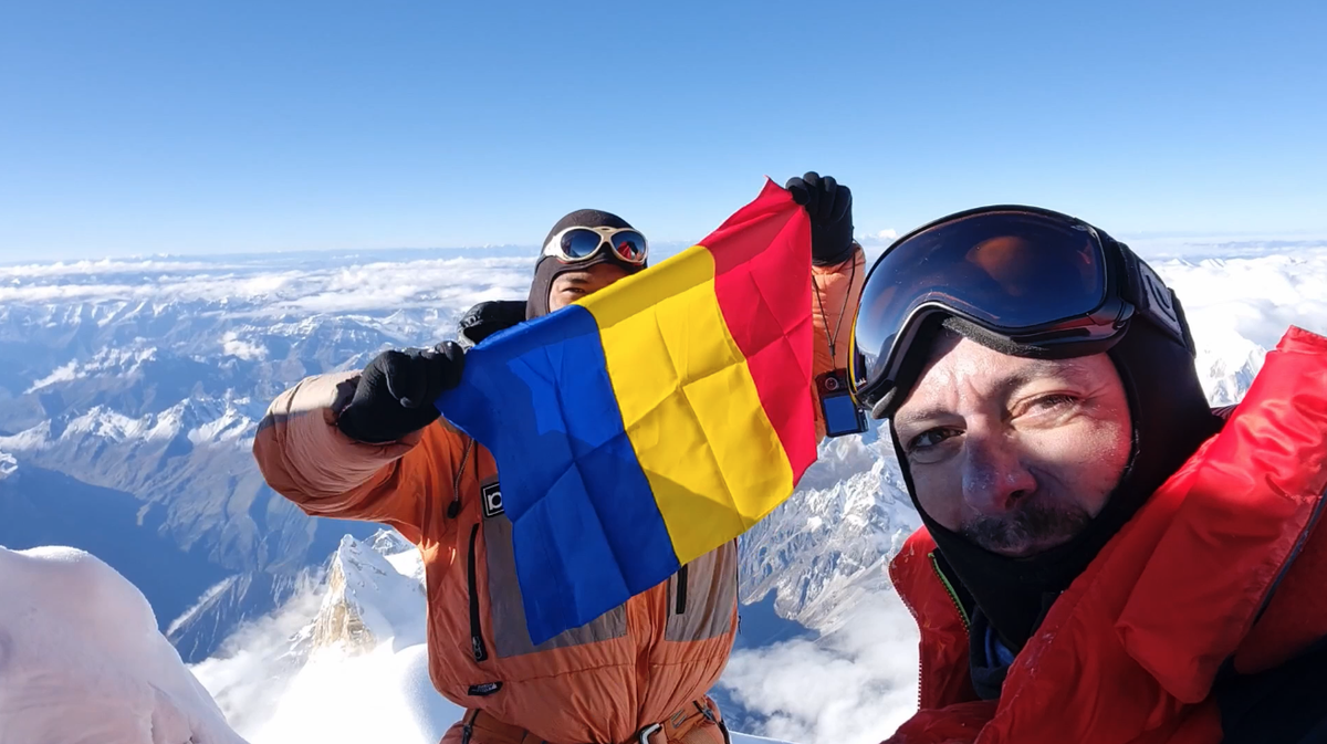  Cine este alpinistul român care a murit pe Everest. Lucra în domeniul bancar de peste 20 de ani