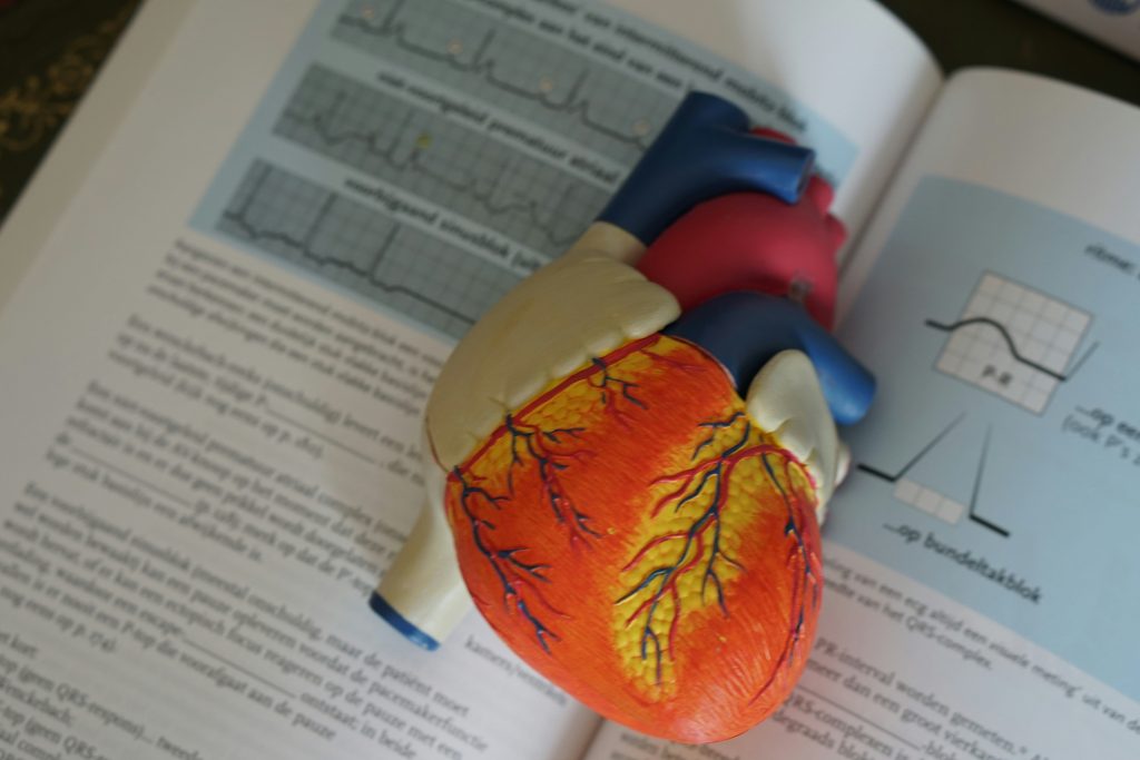Moldova, copleșită de probleme cardiovasculare. La IBCV se operează și pacienți de peste 90 de ani