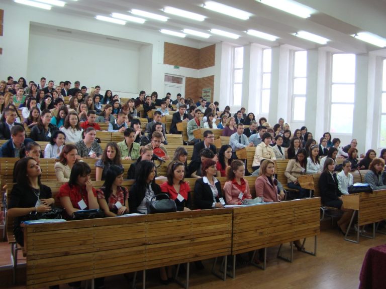 Meditații și consultații online gratuite pentru Bacalaureat la UAIC