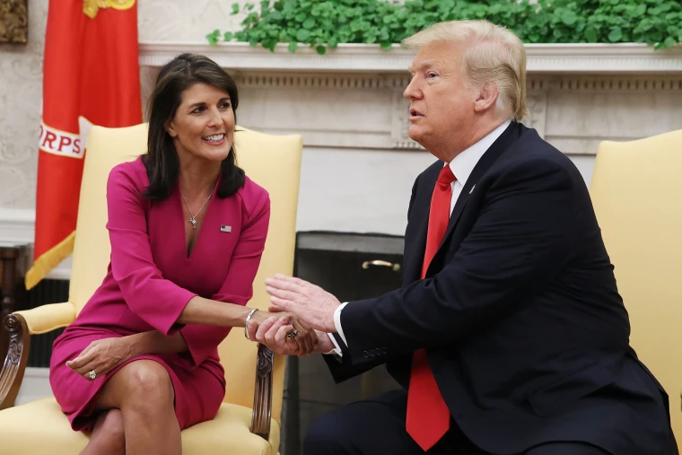  Nikki Haley, fosta rivală republicană a lui Trump, spune că va vota pentru el