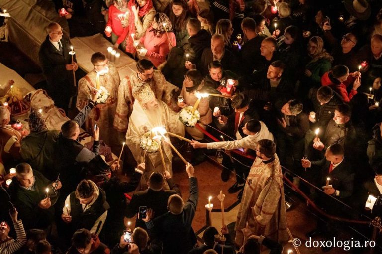 Hristos a înviat! Echipa Ziarul de Iași  vă urează Paște fericit!