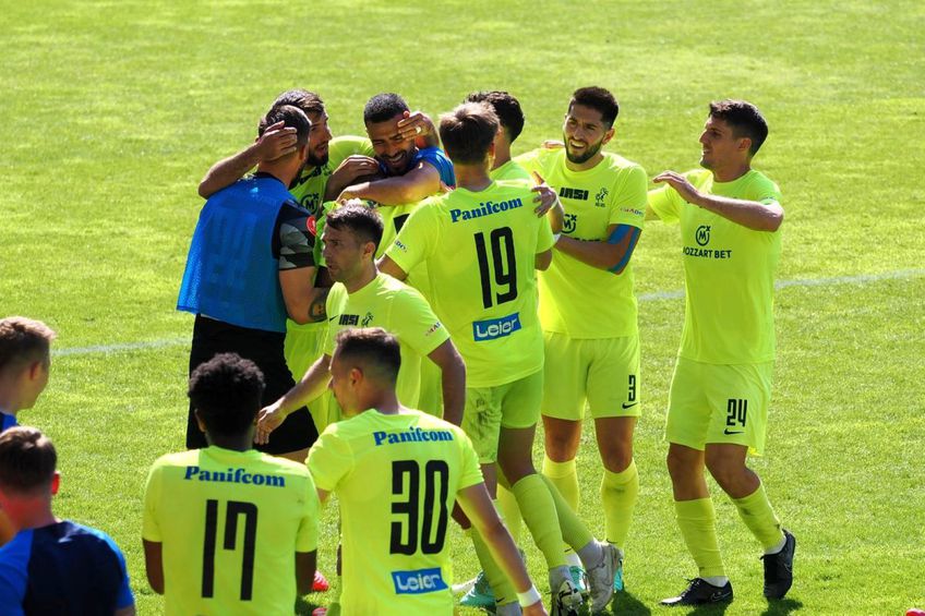 FOTBAL O victorie uriașă pentru Poli, care continuă să spere să rămână în elită. Meci capital duminică, în Copou