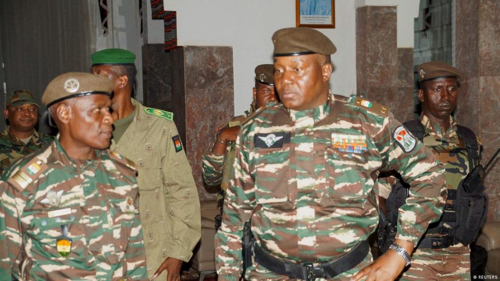 Rusia se infiltrează tot mai profund în Africa, în stil neocolonial. „Consilieri” ai Kremlinului și arme rusești au ajuns în Niger
