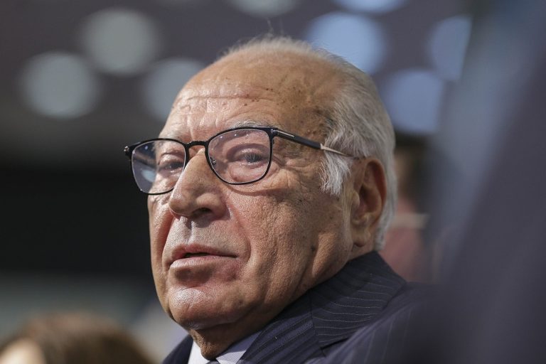 Cum și-a bătut joc Voiculescu de stat, după ce l-a jefuit: a stat doar trei ani în pușcărie, n-a plătit mai nimic din ce a furat, iar judecătoarea care l-a condamnat a fost alungată din magistratură