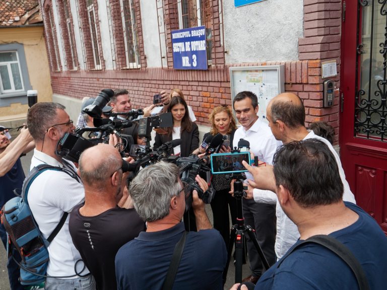 Primarul Allen Coliban și-a recunoscut înfrângerea în lupta pentru un nou mandat: „Am pierdut alegerile la Primăria Brașov”