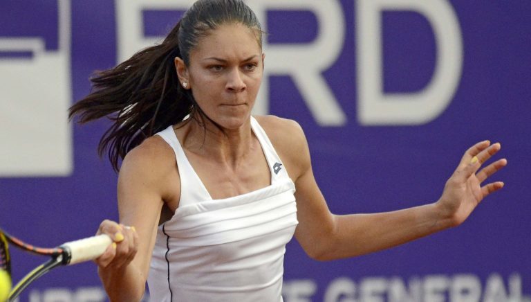 Tenismena Andreea Mitu, învinsă în sferturi la simplu, dar calificată în finala de dublu la Biarritz